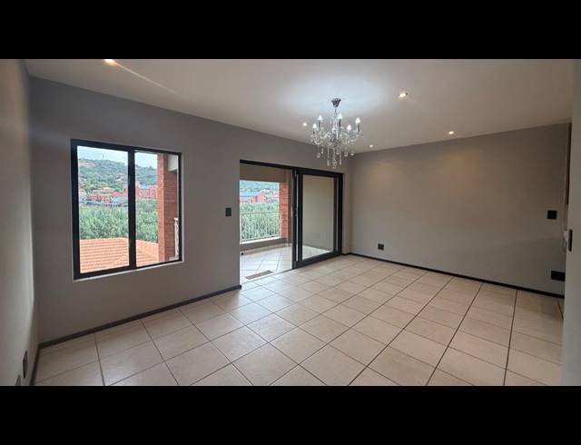 2 BEDROOM APARTMENT FOR SALE IN GLENVISTA